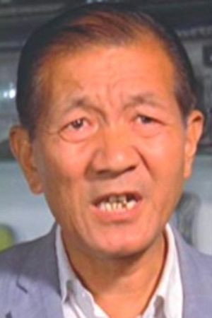 杜永亮 as Abbot in Carry on Wise Guy