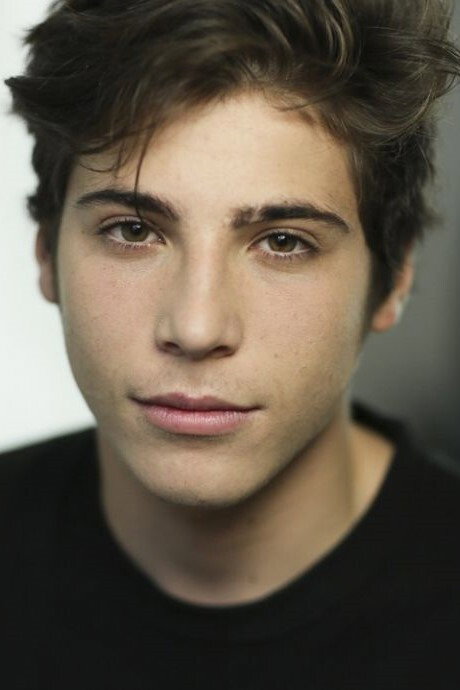 Eythan Chiche as Charles in The New Kid