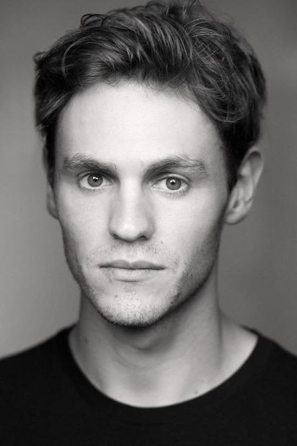 Charlie Vickers as Kieran Elliott in The Survivors