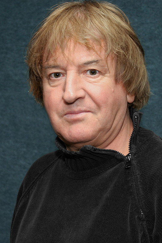 László Tahi Tóth as Mafla in A mafla