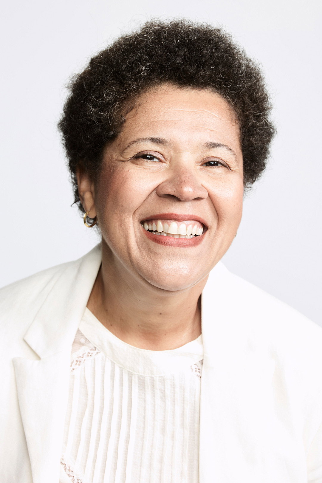 Nara Gil as Self in Gilberto Gil: Tempo Rei - A Última Turnê