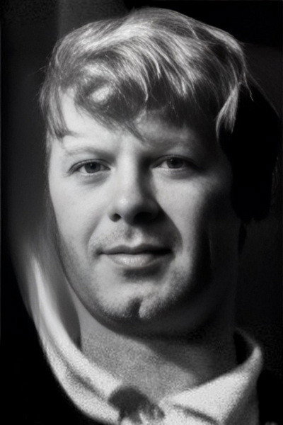 Анатолий Ведёнкин as Lyosha in You Wrote to Me...