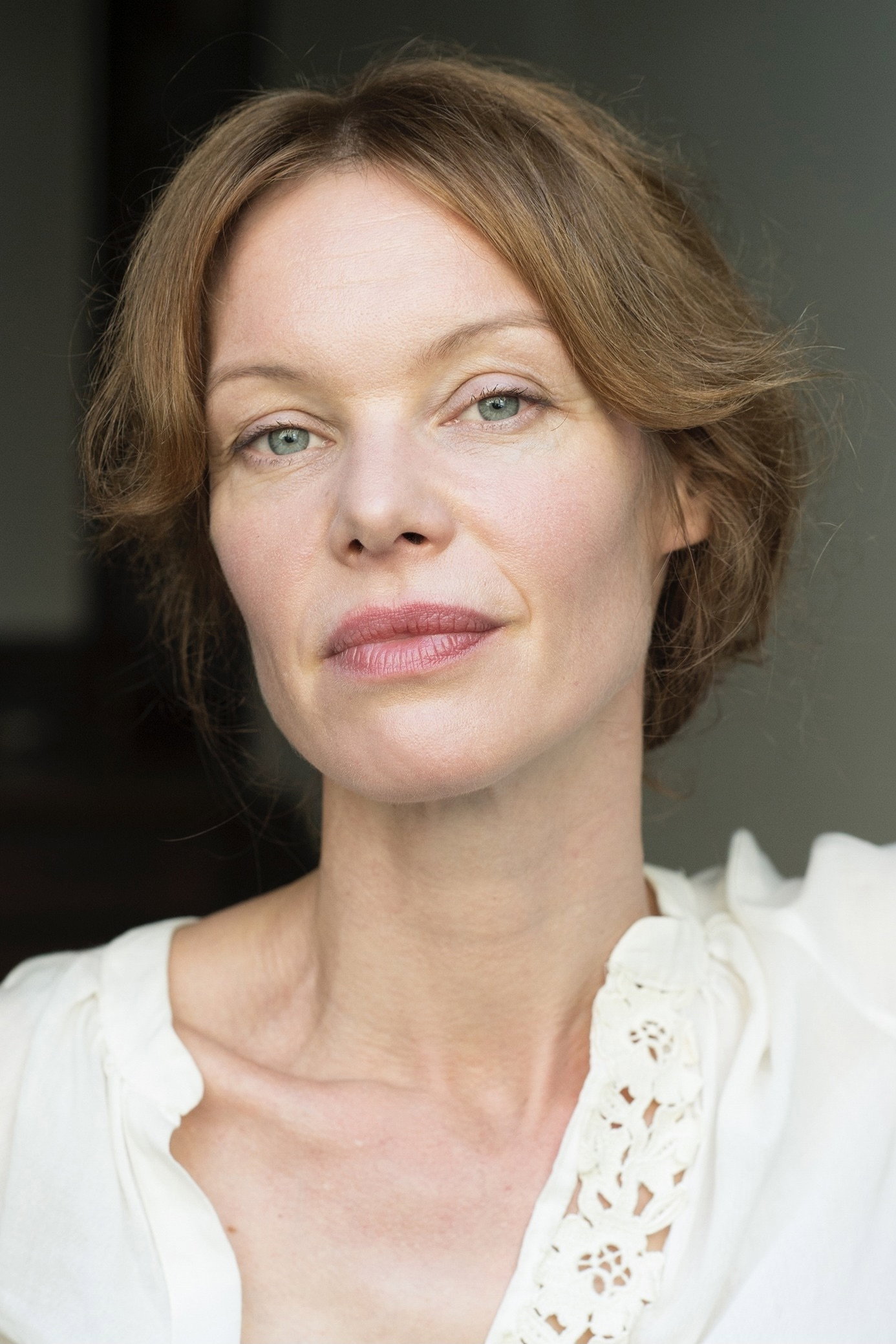 Mona Petri as Rahel in Geld oder Leben