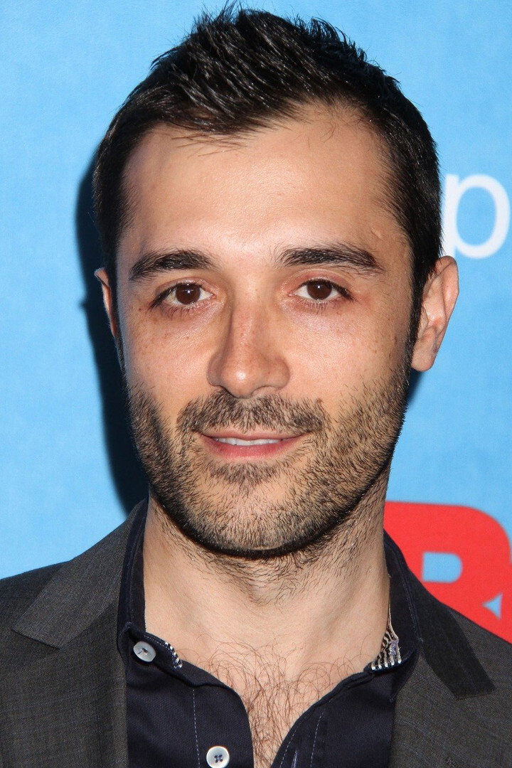 Frankie J. Alvarez as Chino in Vandal