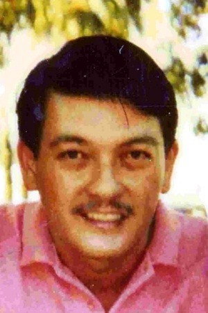 Philip Gamboa as Harris in Hunters Crossing