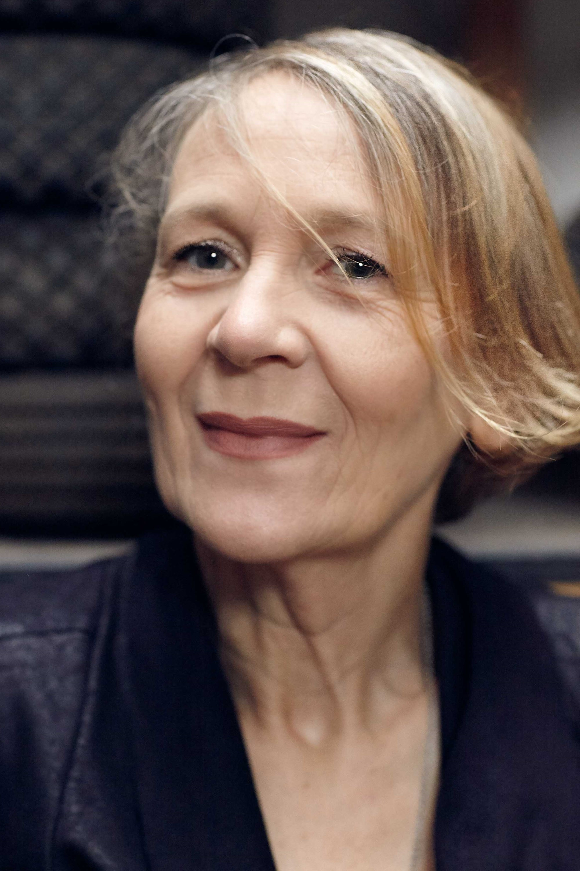 Katelijne Damen as Dr. Naert in Girl