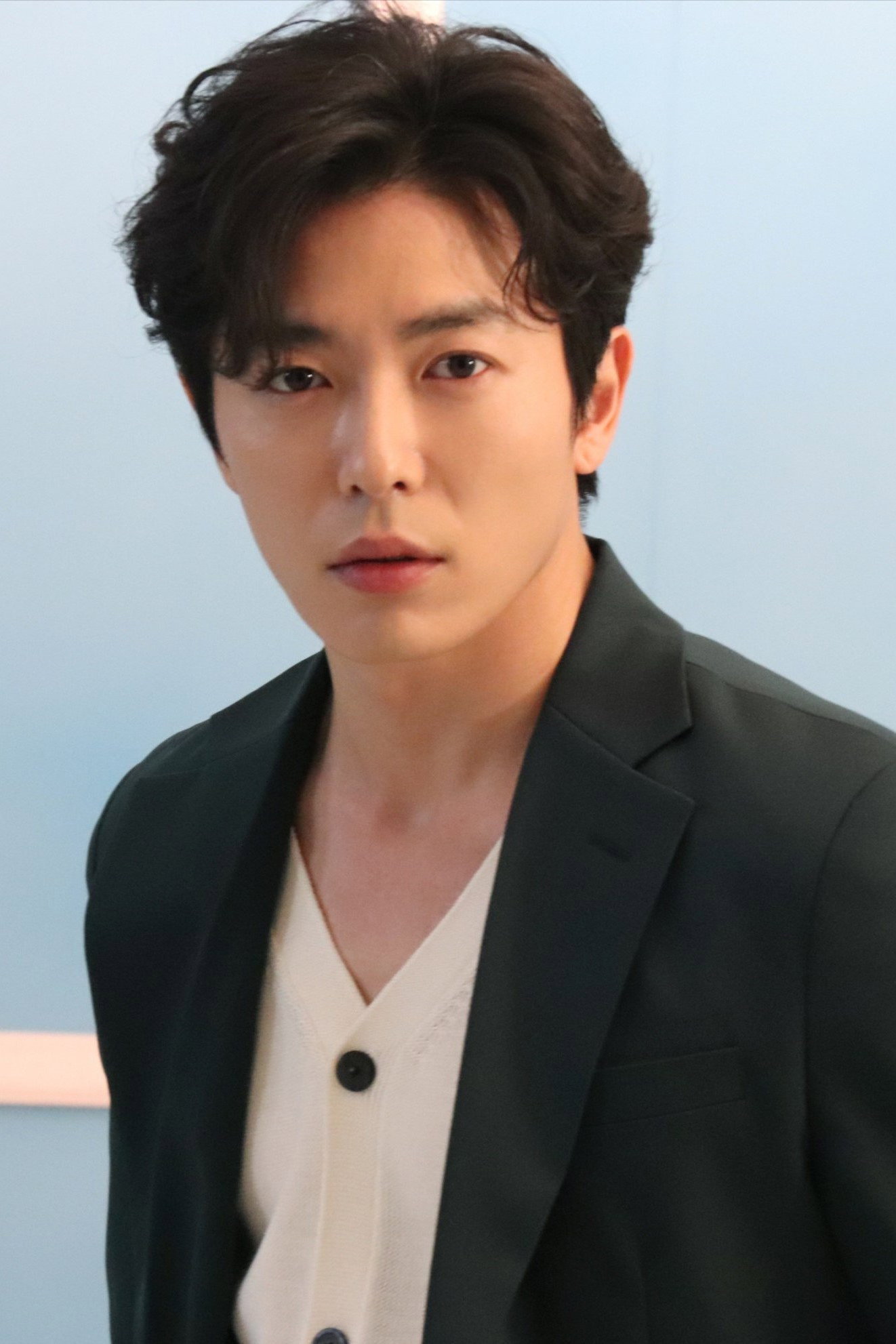 김재욱 as Byun Jung-in in Marry Me, Mary!