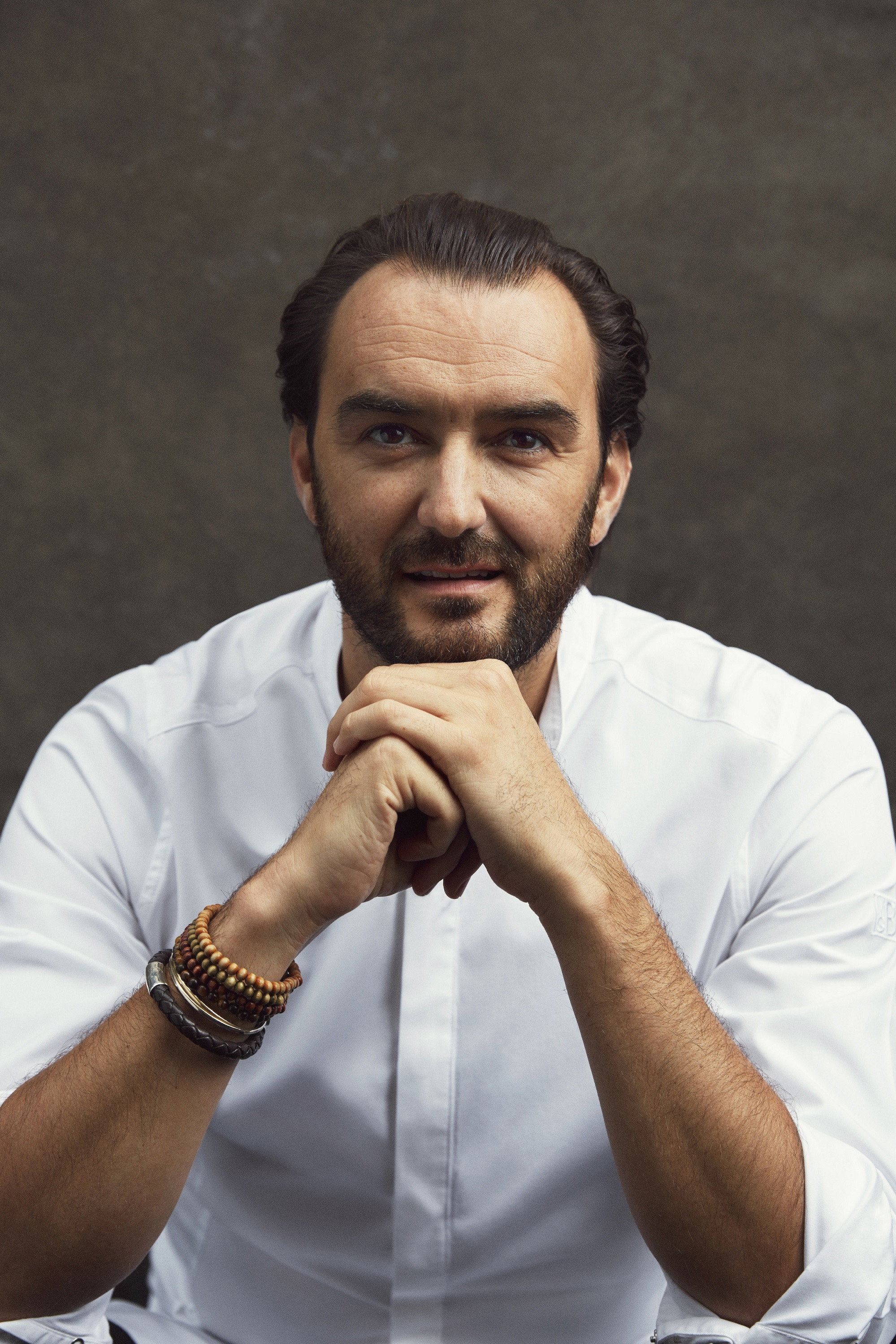 Cyril Lignac as Self - Host in Rendez-vous chez Cyril Lignac