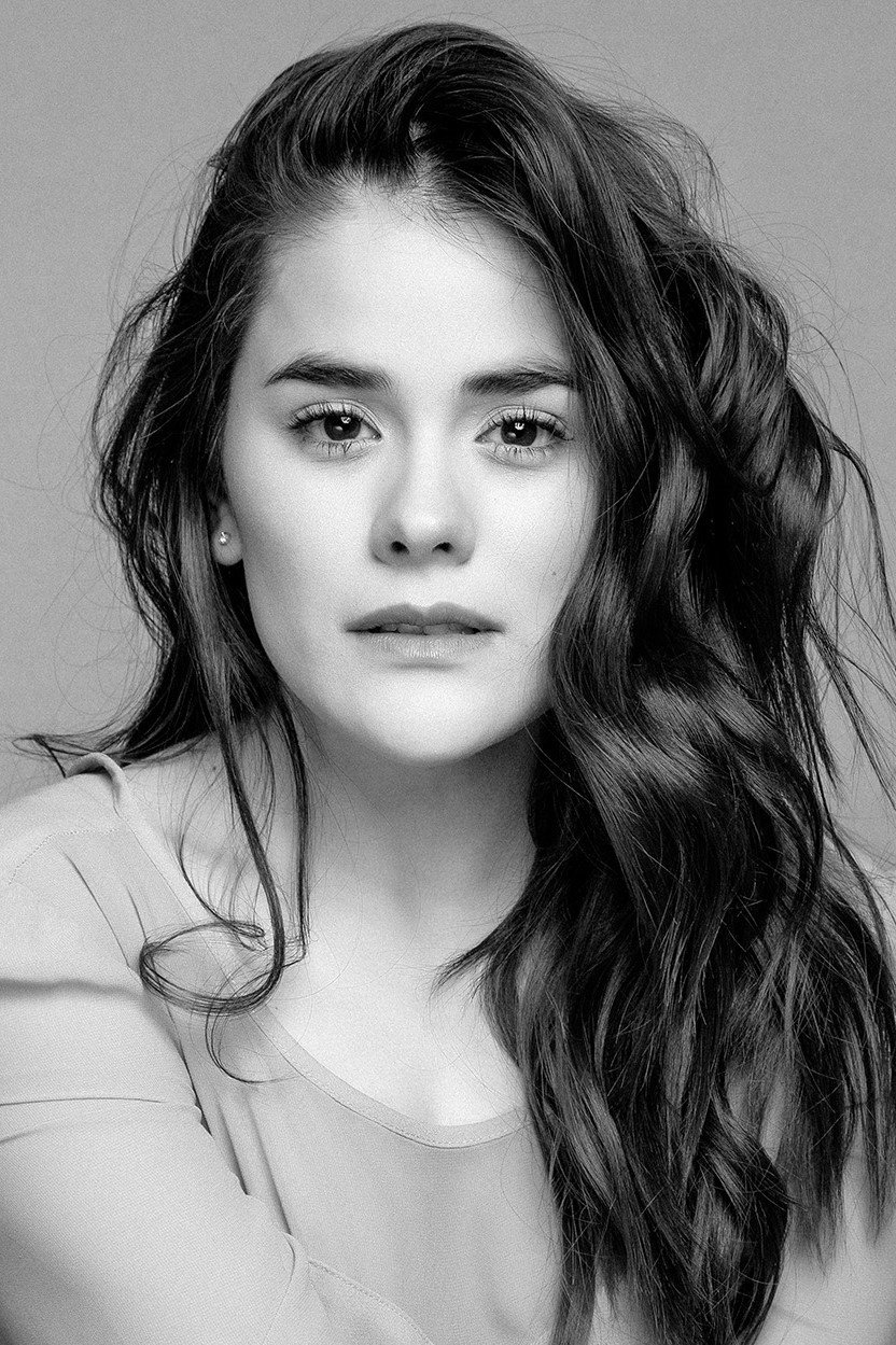 Tatiana del Real as Diana Torres in Guardia García