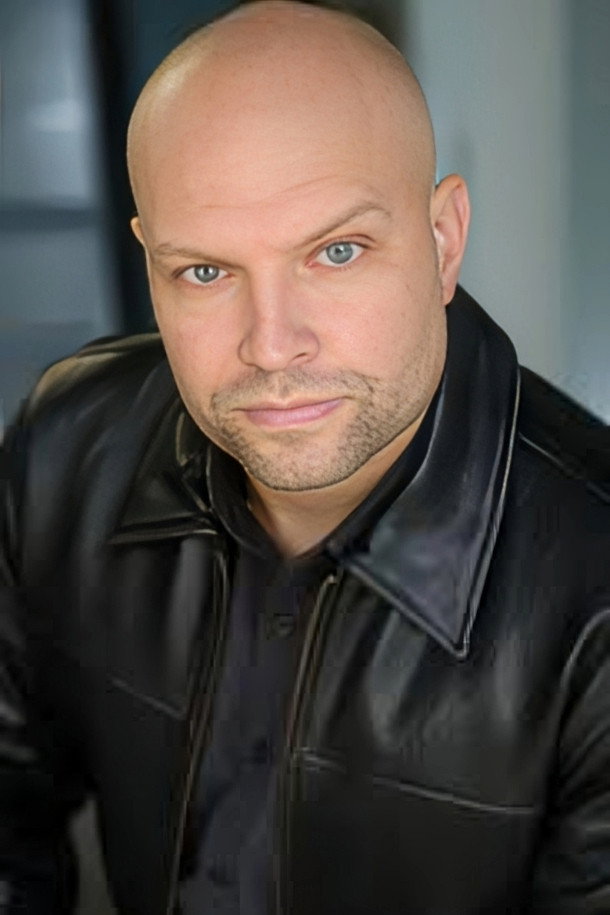Kevin Winn as Luke Barnes in Midnight