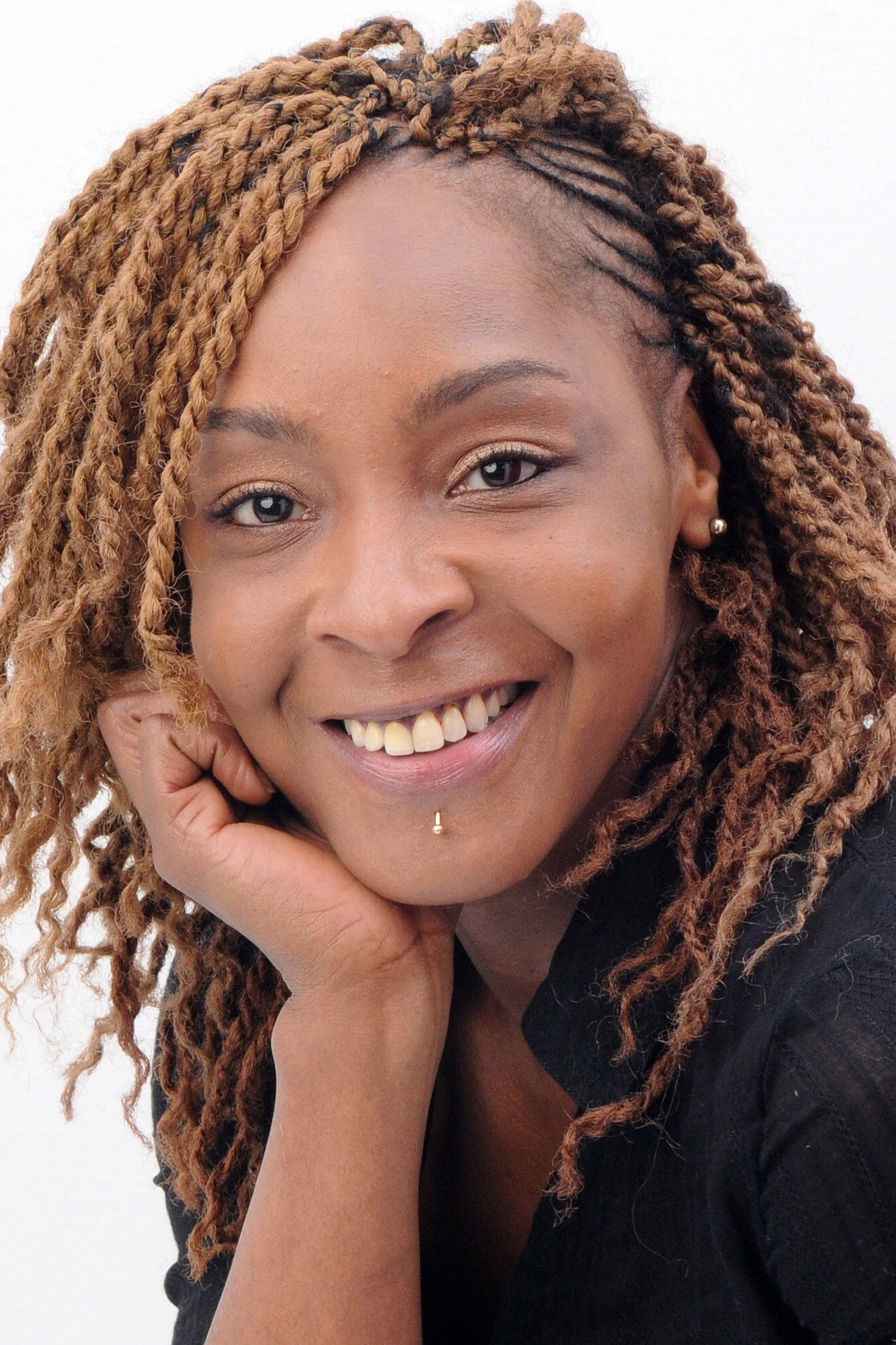 Kymbali Craig as Doris in The Tenth Lodge