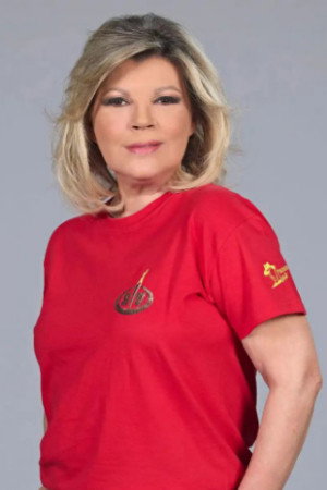 Terelu Campos as Bárbara Valiente in Paquita Salas