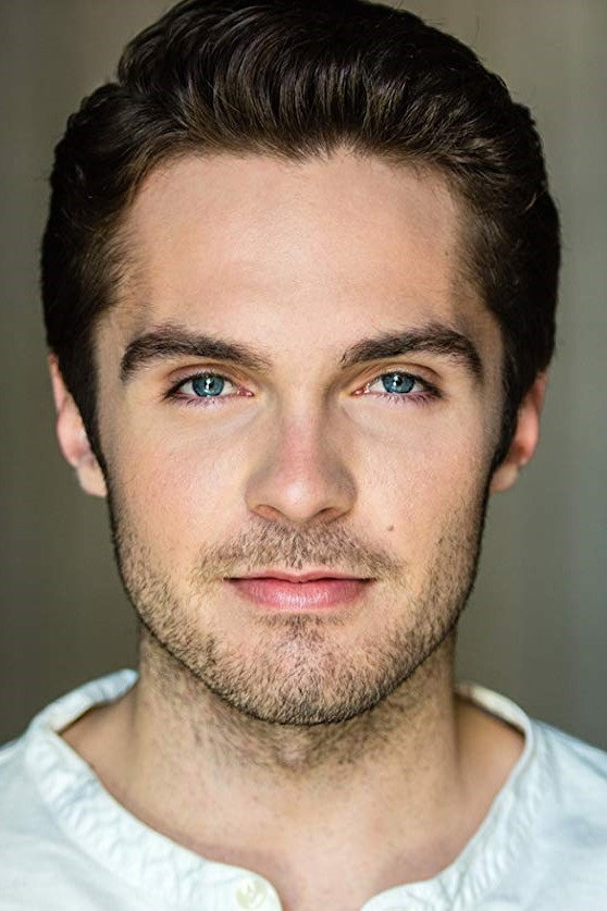 Max Sheldon as Gareth in Theater Camp