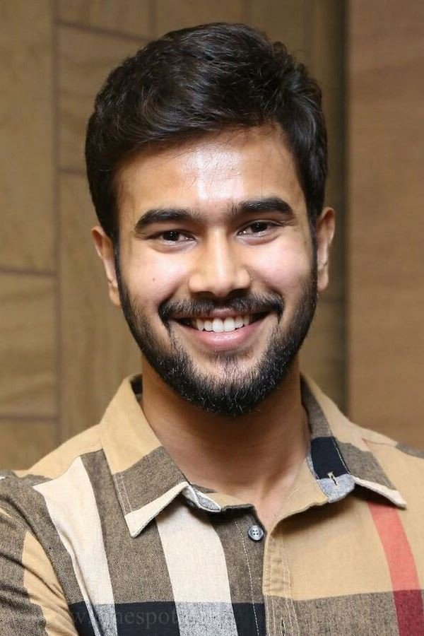 Rahul Vijay as Shiva Kumar in College Kumar
