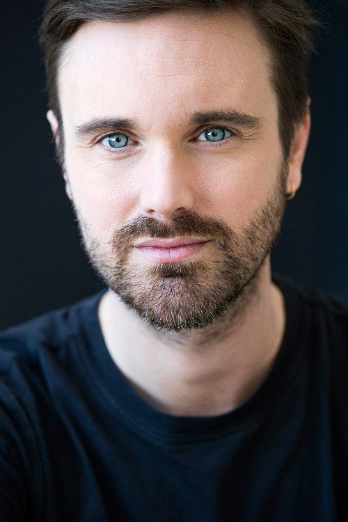 François Édouard Bernier as Ian in Mad Dog