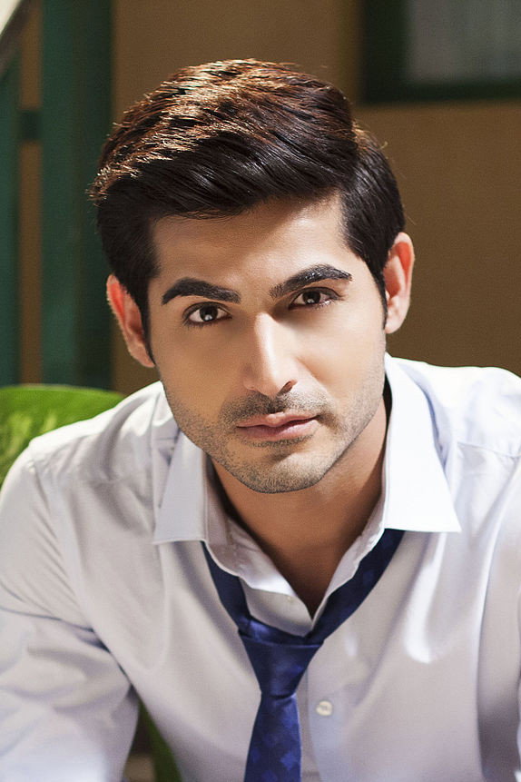 Omkar Kapoor as Mittu aka Mithilesh Chaturvedi in U, Me Aur Ghar