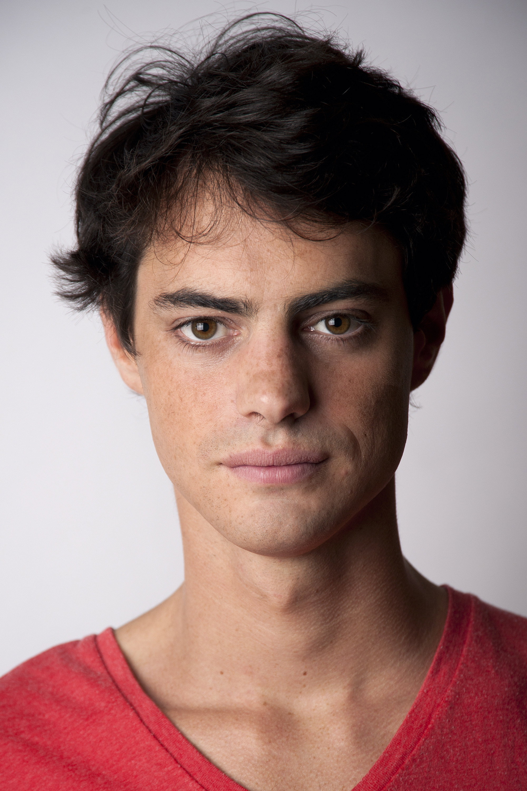 Arthur Fenwick as Lucas in Inavouable