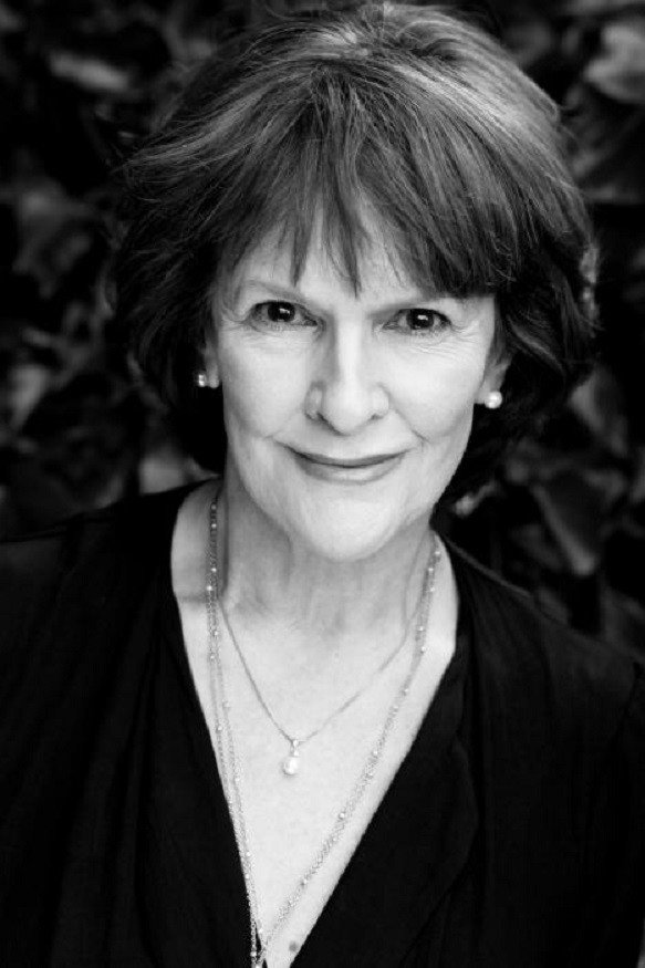 Frances Tomelty as Sister Eileen in The Woman in the Wall