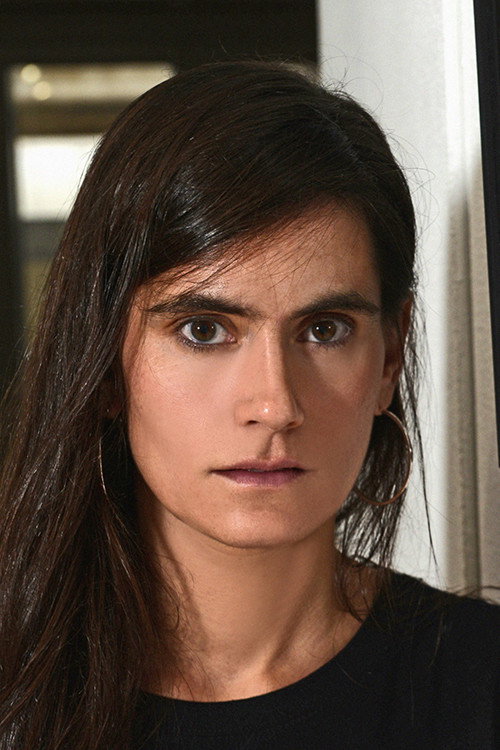 Georgianna Dalara as Hadoula (young) in Fonissa