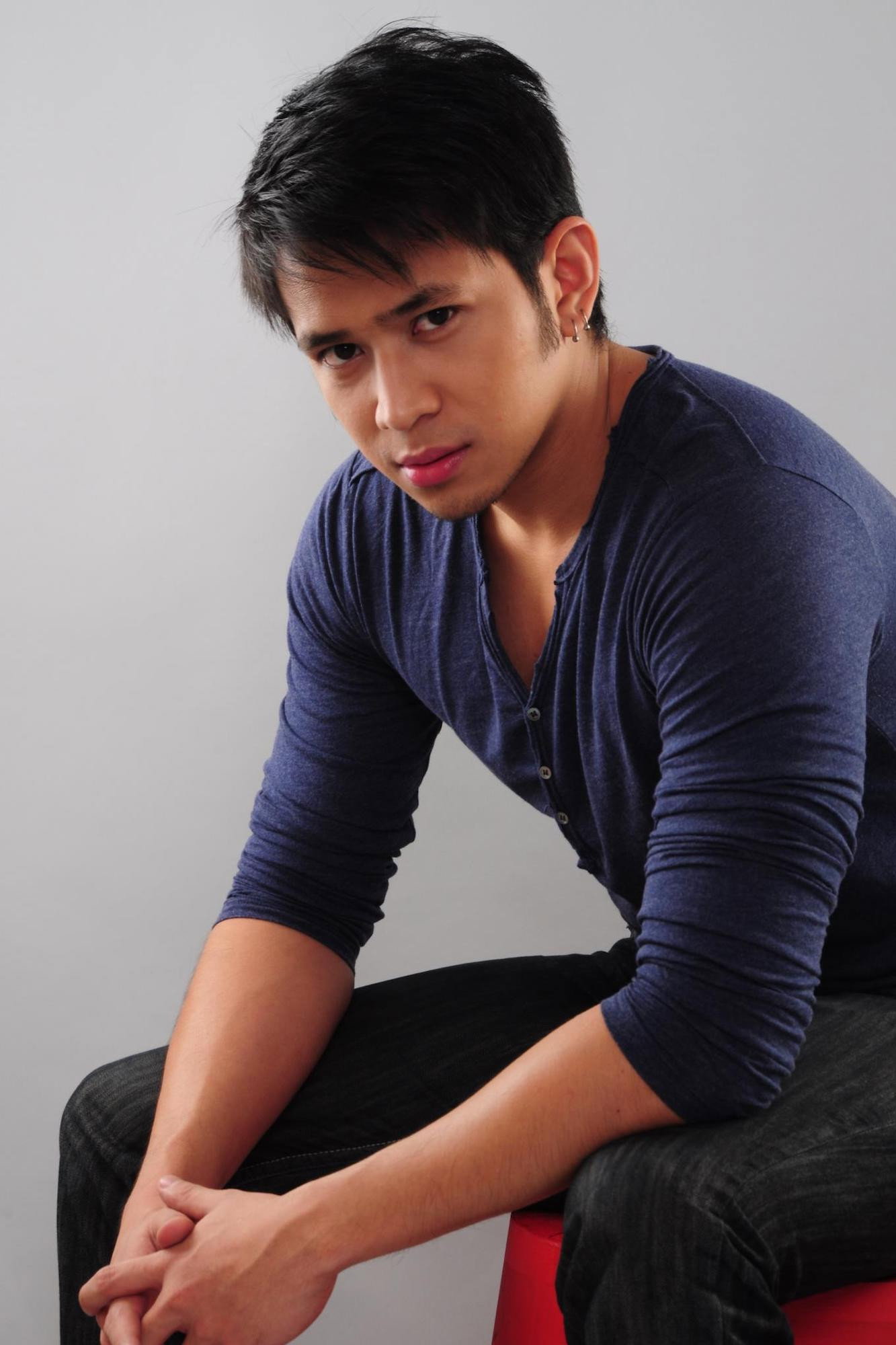 Paolo Serrano as Badong in Little Champ