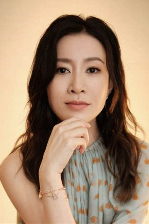 佘詩曼 as 文慧心 in 新闻女王2