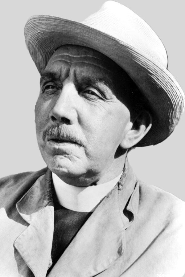 George Relph as Mr Dove in I Believe in You