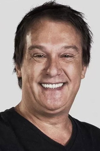 Emilio Surita as Self - Host in Pânico Jovem Pan