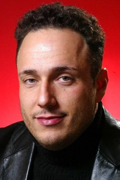 Carmine Famiglietti as Neil Perota in Lbs.