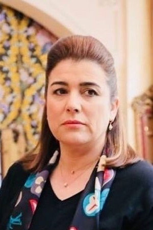 Nora Skalli as Amina in Dar Nsa