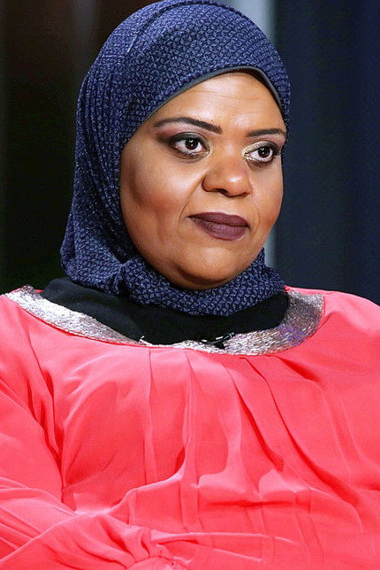 ياسة أمير as أم ليلى in ليلى والذيبين