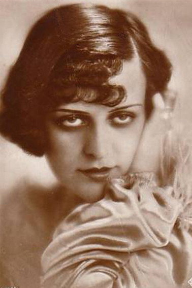 Rina Marsa as Fräulein de la Roche in The Burning Secret