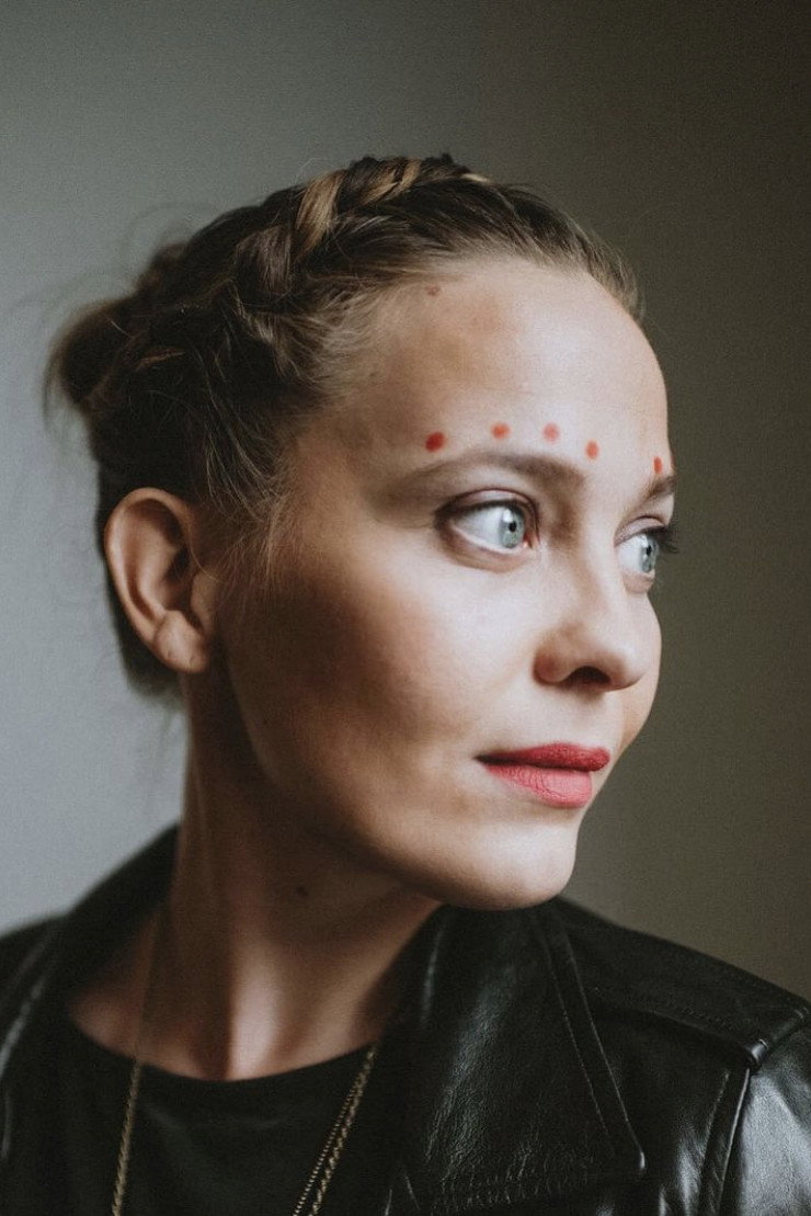 Elisabet Johannesdottir as Estelle Maar in Stargazer