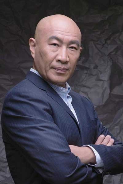 石兆琪 as 徐国庆 in Conquer