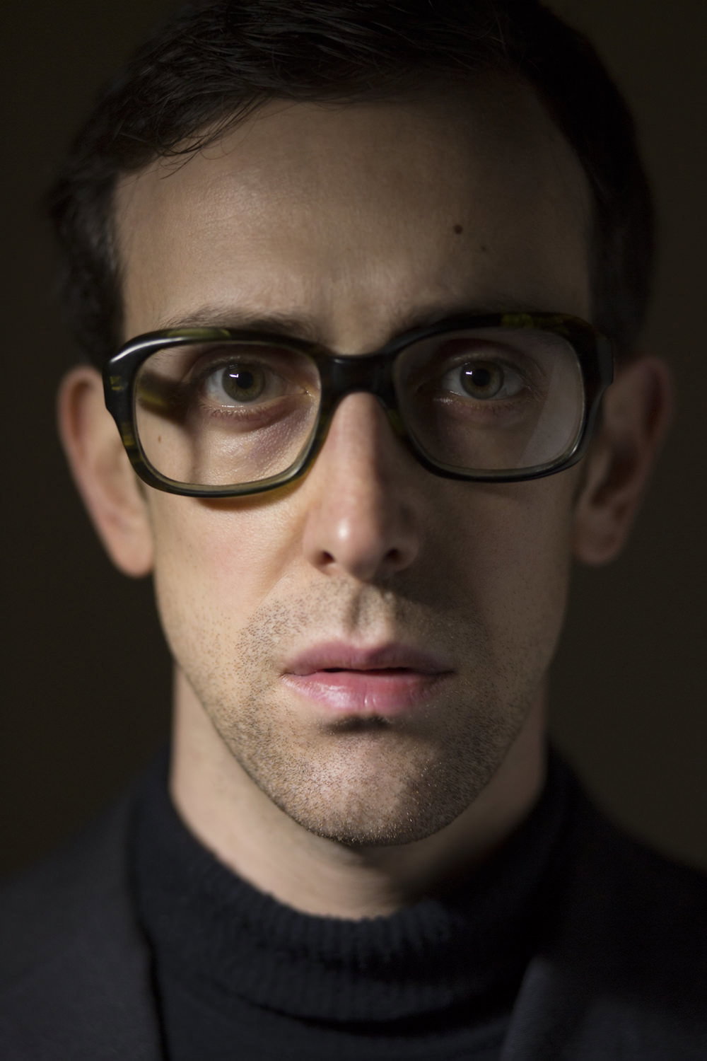 Luca Di Giovanni as Roberto in Diabolik