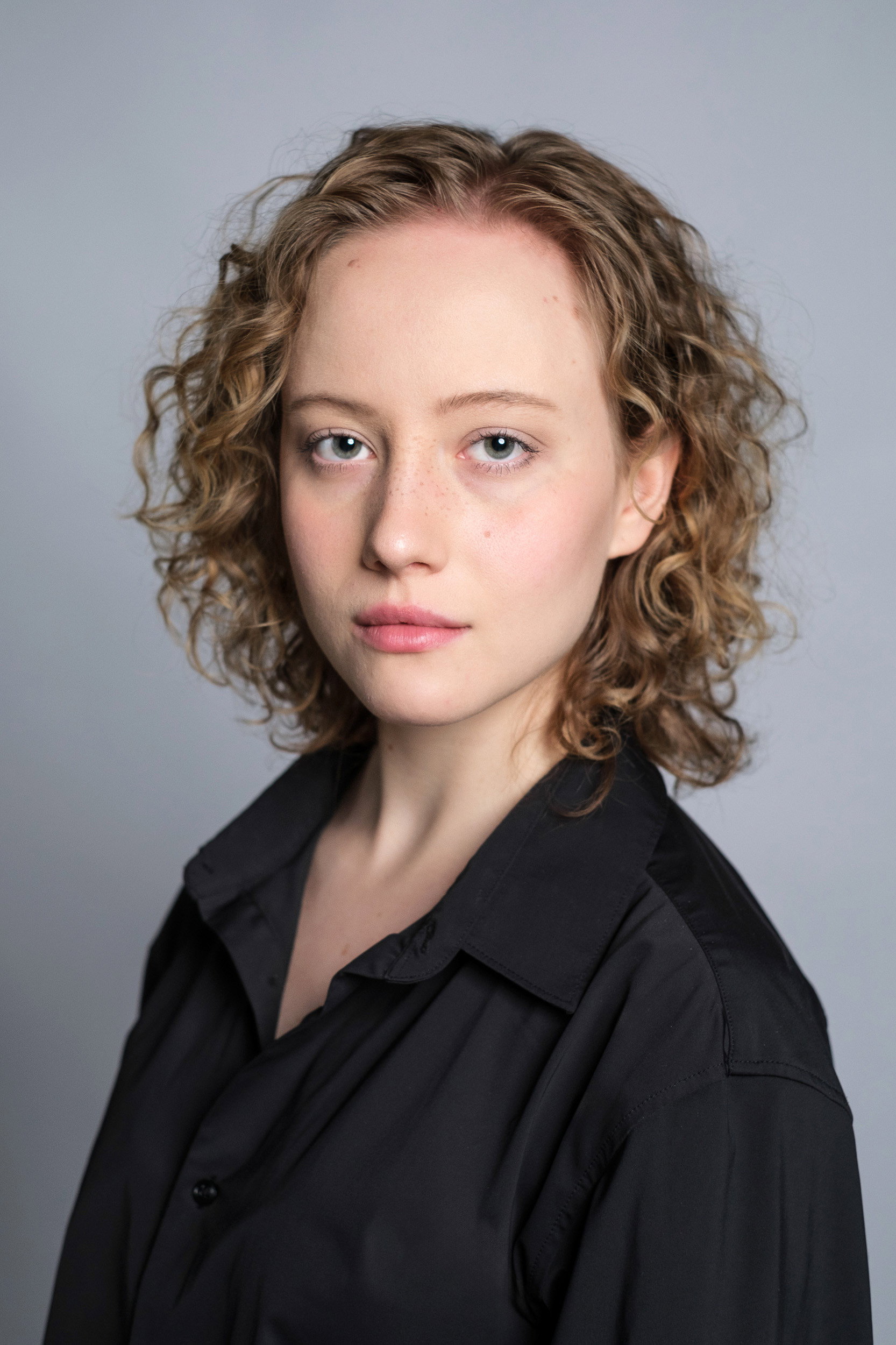 Maja Kowalska as Marysia in Aniela
