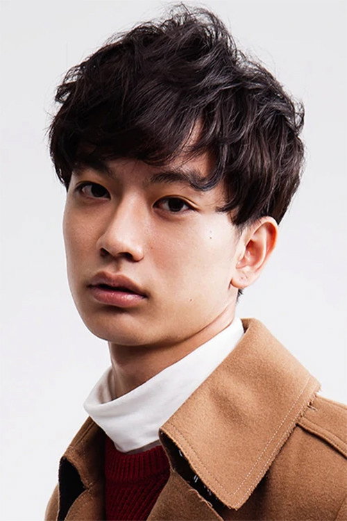 須藤蓮 as Yu Yamauchi in Little Miss Period