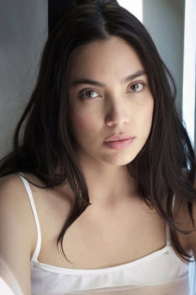 Yesenia Linares as Yesenia in Walden Pink