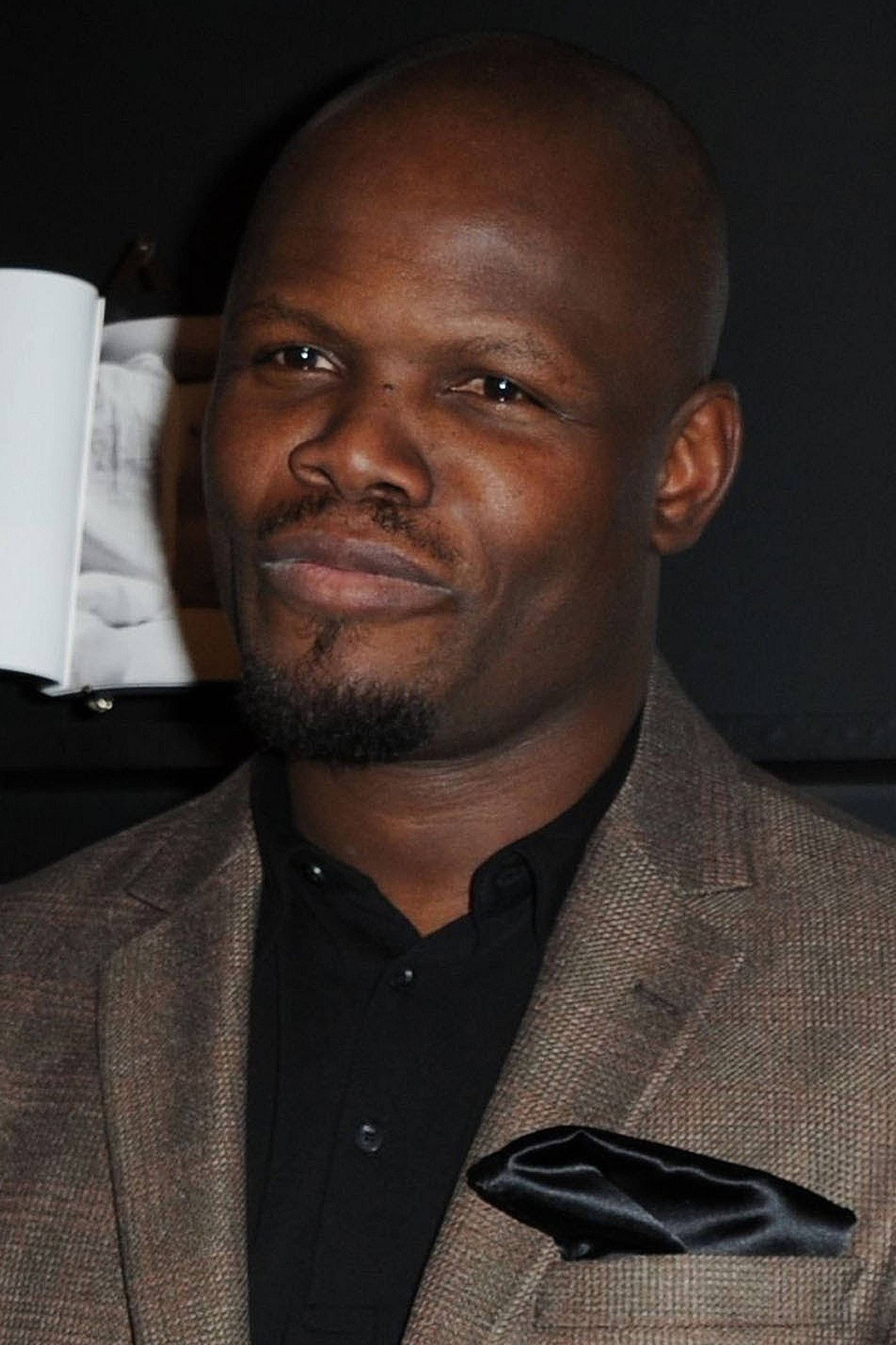 Hubert Koundé as Adam in Pigalle, la nuit