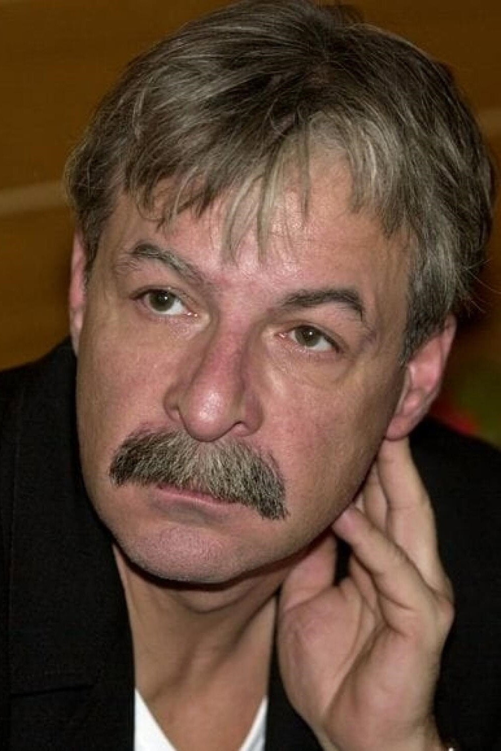Marián Zednikovič as Arthur Savil in Zločin Arthura Savila