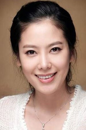 Lee Ja Young as Hwang Mi Ae in Likeable or Not