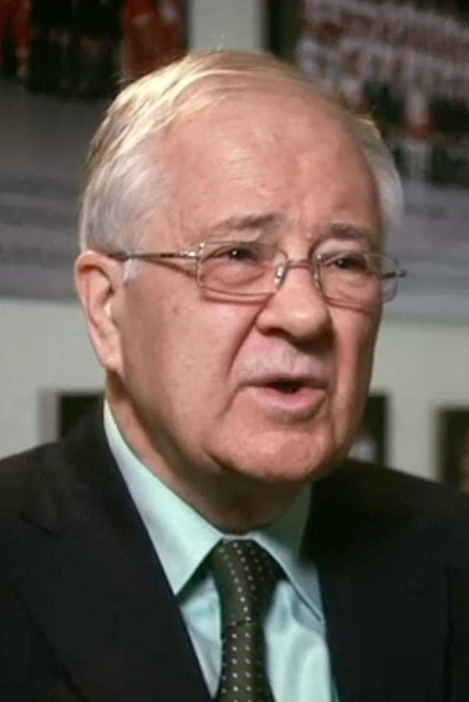 Jim Devellano as self in The Russian Five