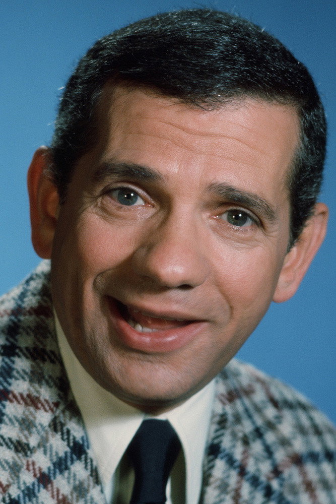Robert Clary as Self in Imaginary Witness: Hollywood and the Holocaust