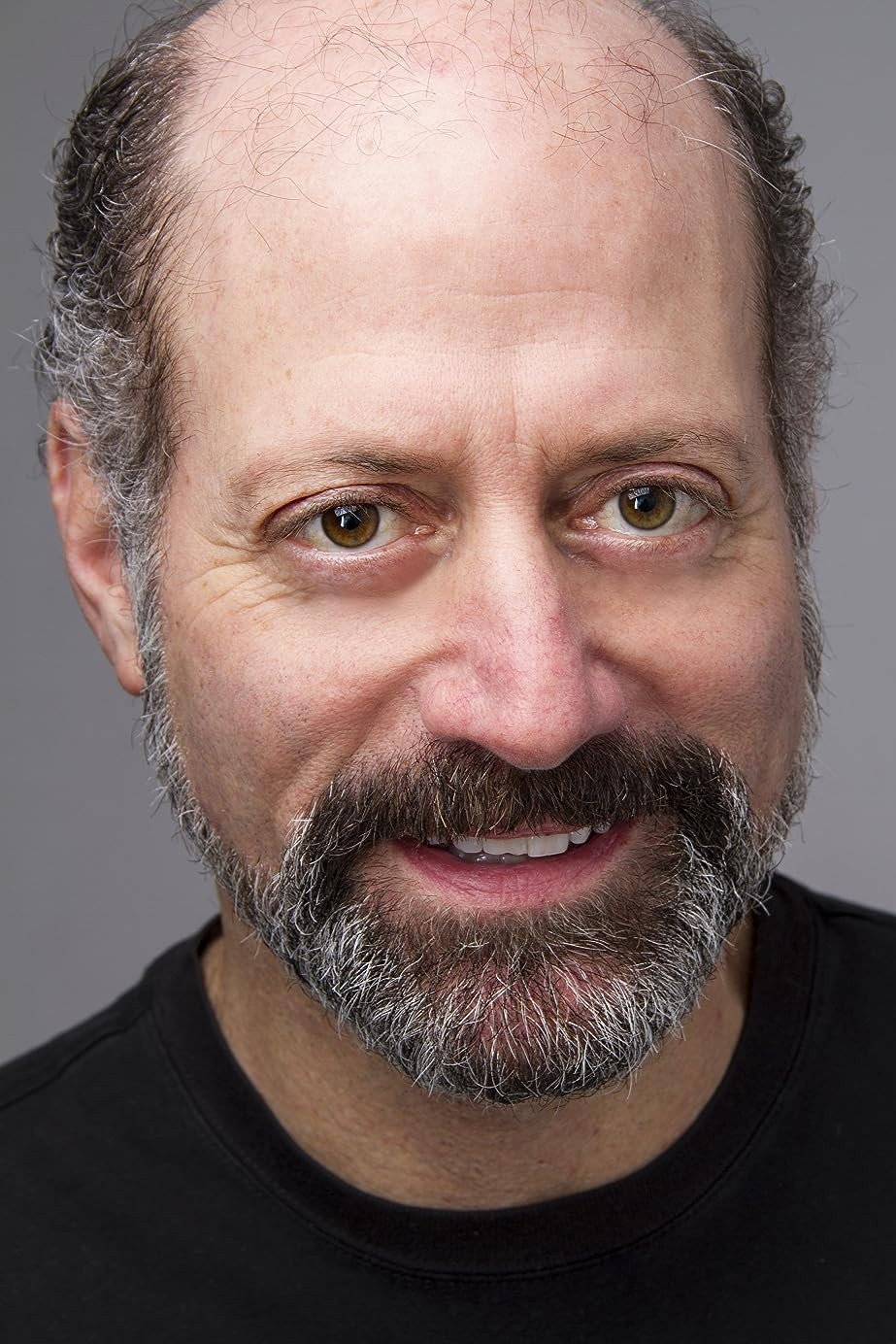 Eric Meyers as The Narrator / Puss in Boots (voice) in 7 Bears