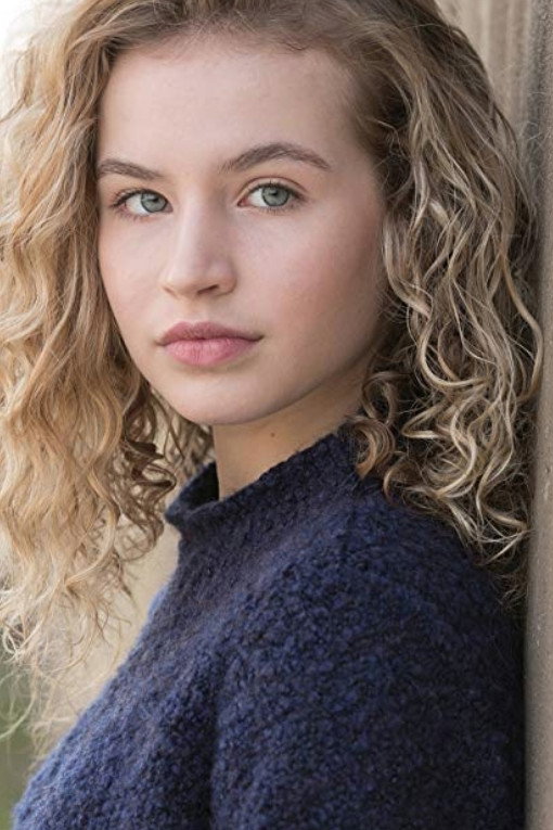 Eloise Lushina as Amy in Family Blood