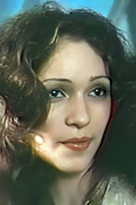 Alexandria Case as Student in Heat Wave