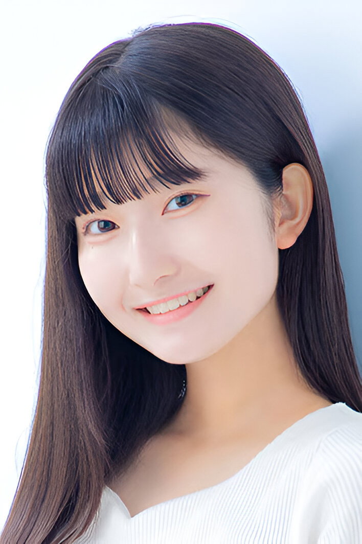 瀬戸桃子 as Kotobuki Hibiya (voice) in In the Clear Moonlit Dusk