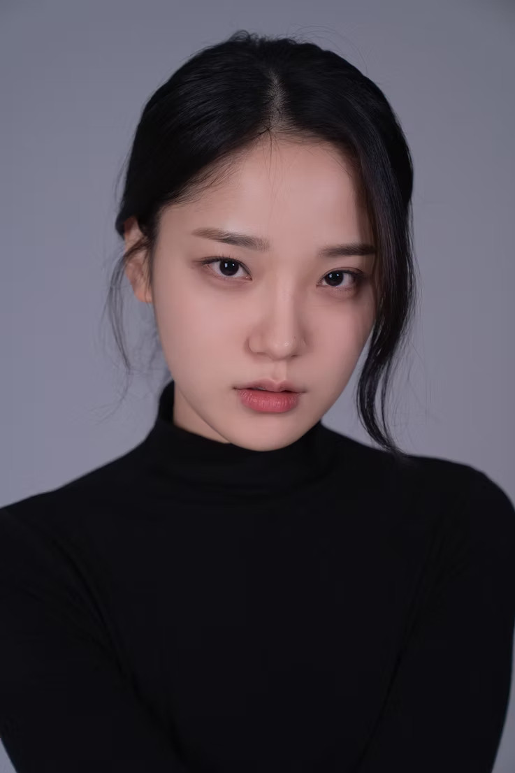 김수진 as Min Hae-rin in Good Coding