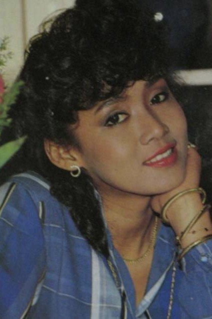 Linda Katunjaroeun as Rati in Prisana