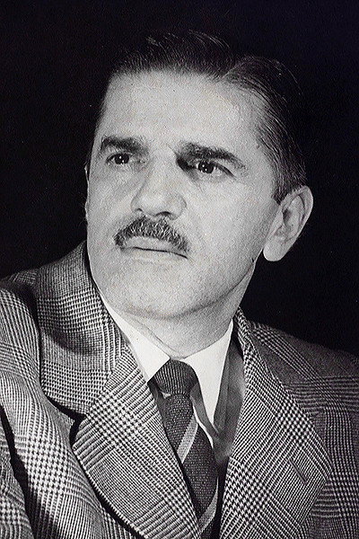 Abilio Pereira de Almeida as José Amaro in Caiçara
