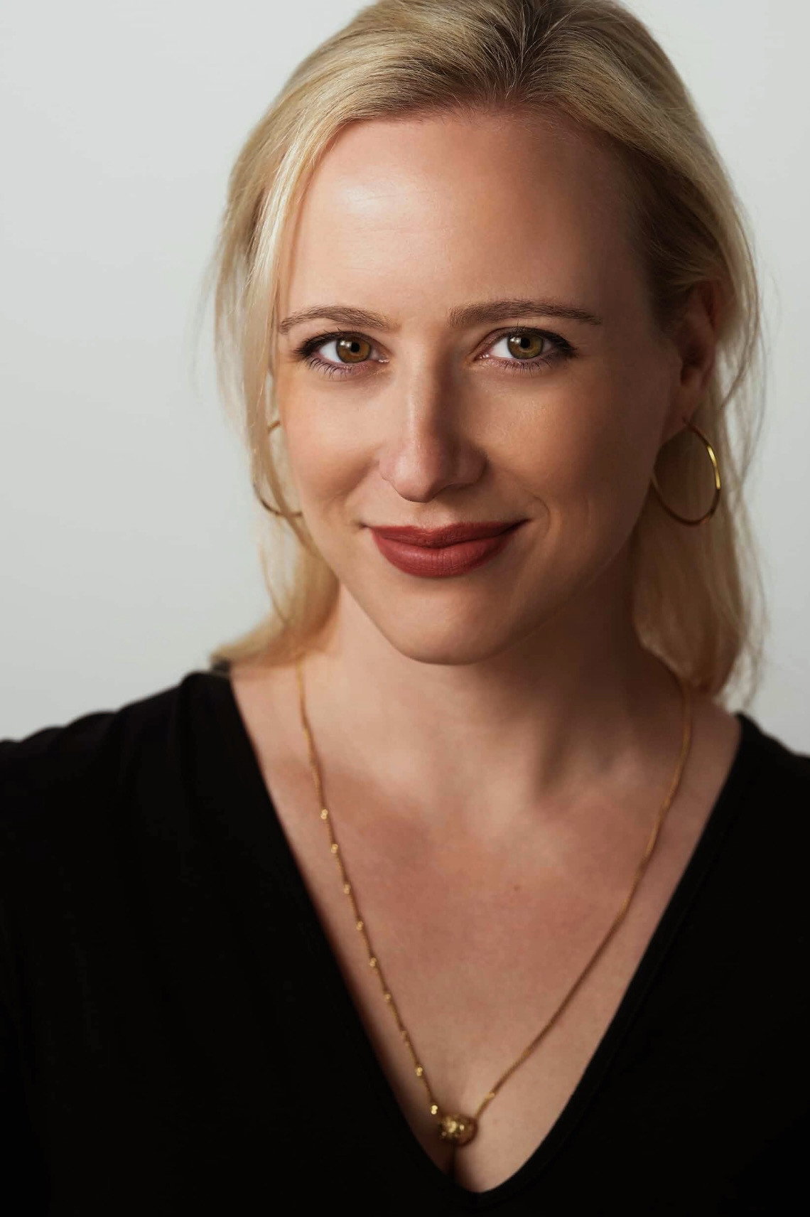 Andria Kozica as Madeline Davis in Birds, Bees, and Threes